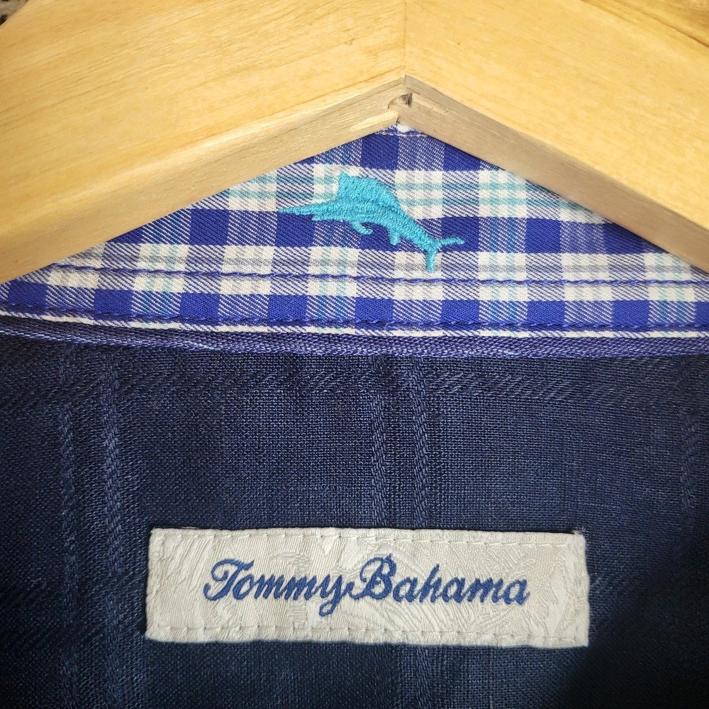 Tommy Bahama Shirt Mens XL Long Sleeve Button Up Plaid‎ Textured Pocket Casual - Picture 2 of 8